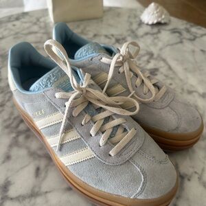 Adidas original sneaker Gazelle platform blue size: 7